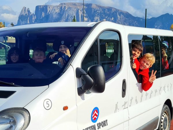 Neuer Vereinsbus dank großzügigem Sponsor!